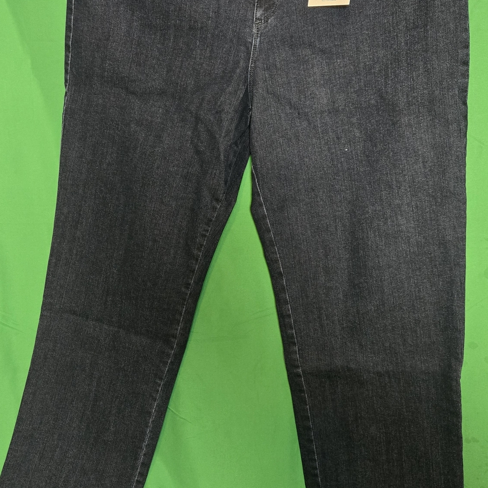 Gloria Vanderbilt Black Skinny Jeans